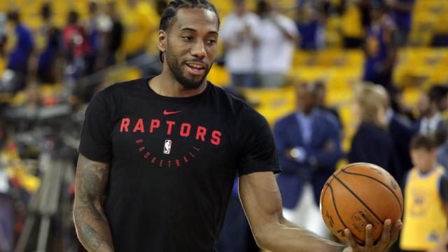 随后两翼沿 随后两翼沿